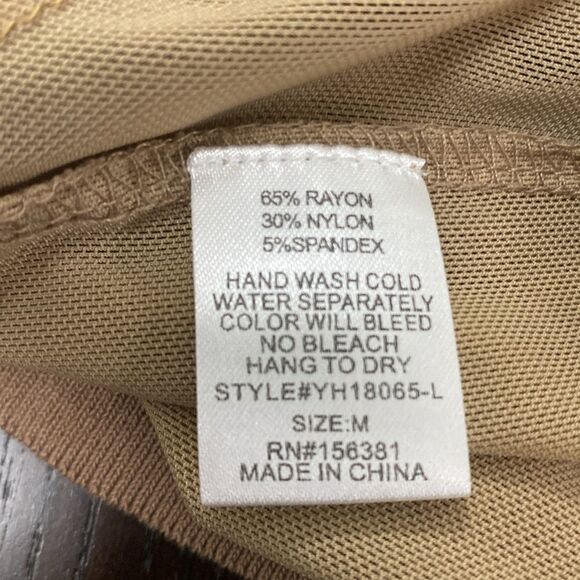 NWT My Boo Beige and Tan Ribbed Long Sleeve Cropped Sweater Top Size M - Picture 8 of 8